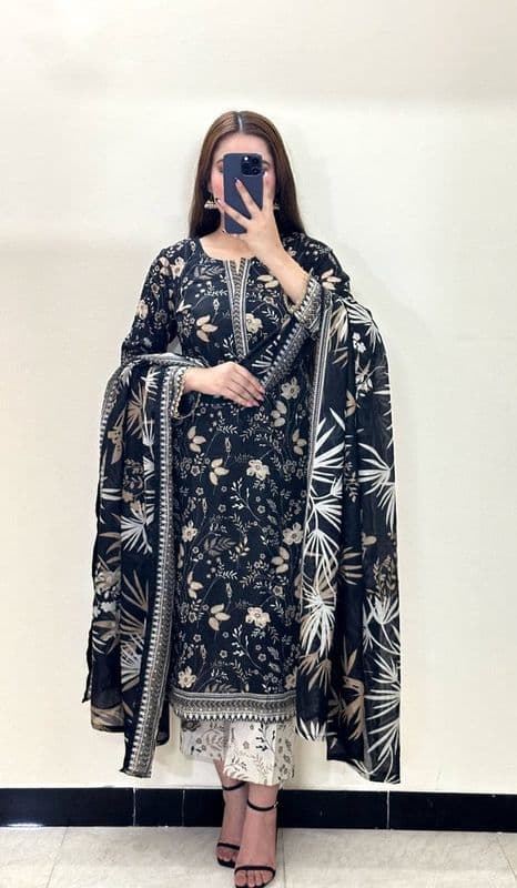 Hit Printed Dress Collection - Image 1