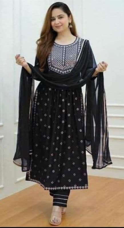 Linen Three Piece - Image 5